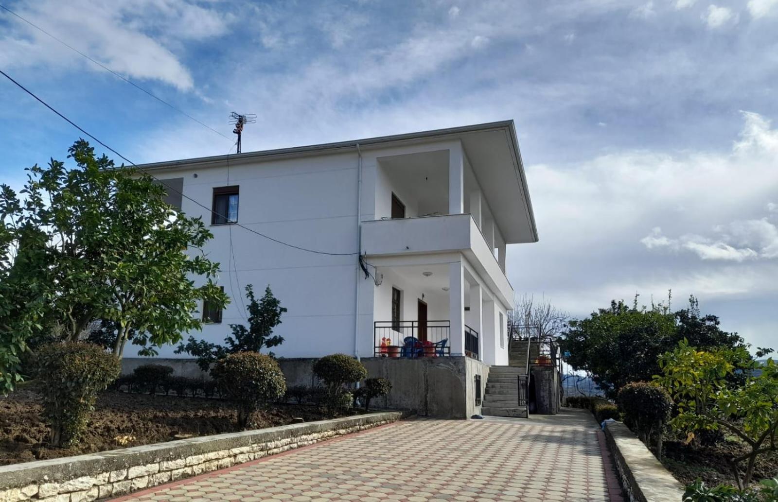 Villa Besart Berat Exterior photo